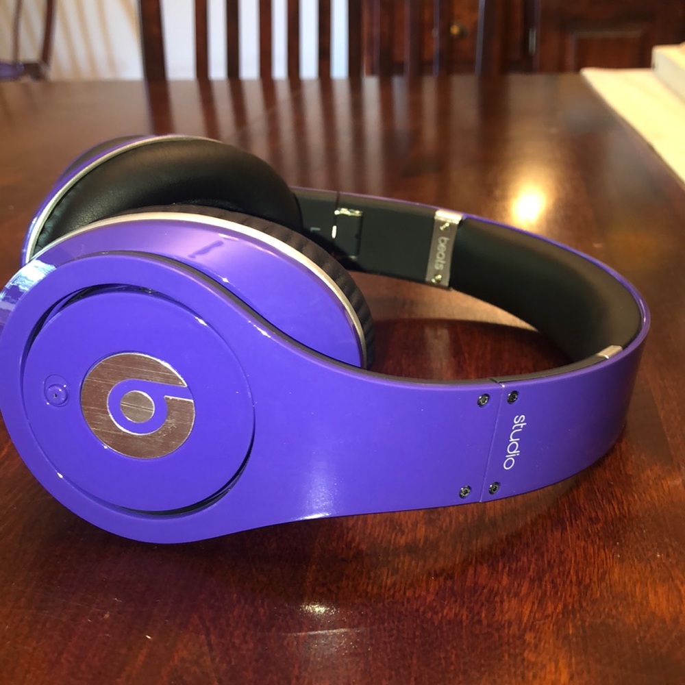Beats studio by dr. Dre wired headphones